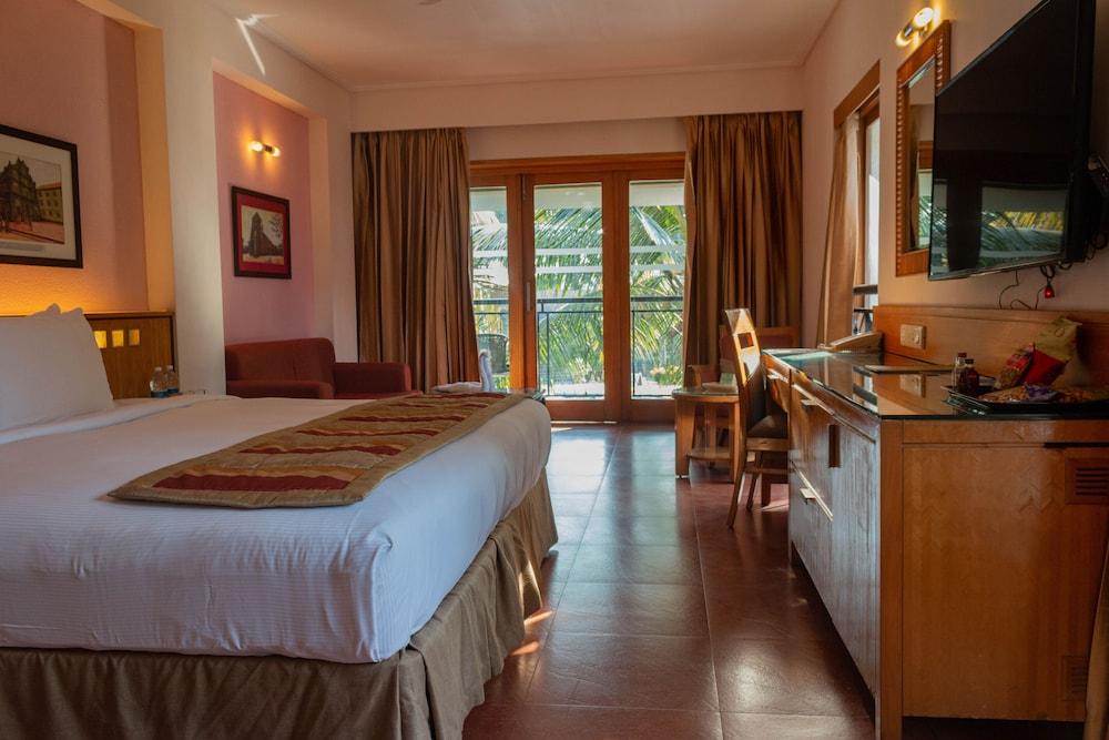 Doubletree By Hilton Goa - - Baga