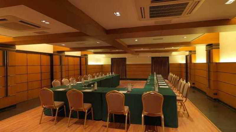 Doubletree By Hilton Goa - - Baga 5*